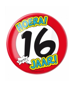 XL Button 16 Jaar